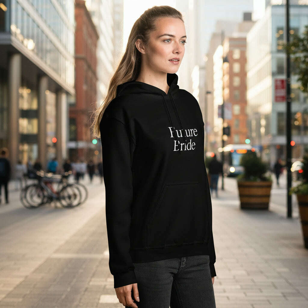 sweat-à-capuche-noir-“future-bride”-–-collection-minimalistesweet-à-capucheparty-promise-35032397