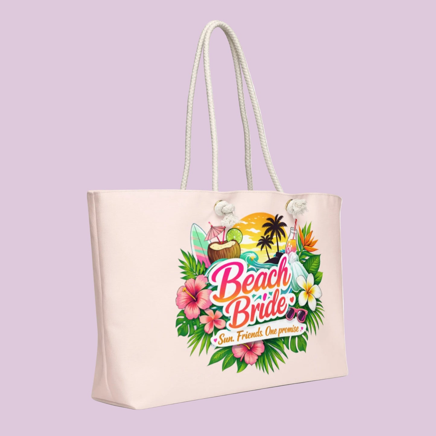 Tote bag Beach Bride vu de face, coloris clair, avec design tropical floral et logo “Beach Bride” au centre. Sac spacieux avec anses en corde, idéal pour la plage et les vacances.