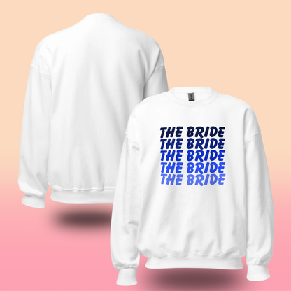 Sweat The Bride EVJF pour future mariée porté ou présenté à plat, pull confortable parfait pour enterrement de vie de jeune fille et look coordonné mariage.
