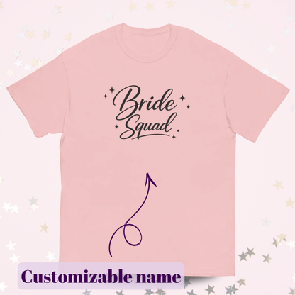 T_Shirt_Bride_Squad_rose_presente a plat .Personnalisable avec le nom de la mariee_EVJF_quipe_de_la_Mariee