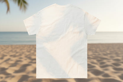 Vue arrière du t-shirt Beach Bride blanc, coupe classique et tombé naturel pour un look estival élégant.