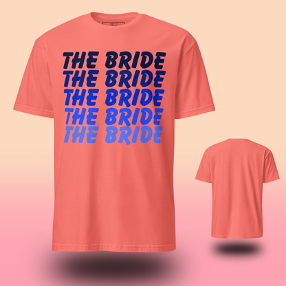 T-shirts Bride Crew assortis pour EVJF. Coupe confortable, couleurs vibrantes et look parfait pour une équipe de mariée coordonnée et une fête inoubliable.
