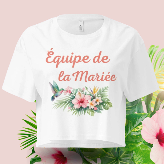 T shirt blanc Equipe de la Mariee avec design fleurs exotiques, tenue ideale pour EVJF, equipe de la mariee, week end entre copines et bachelorette party tropicale.