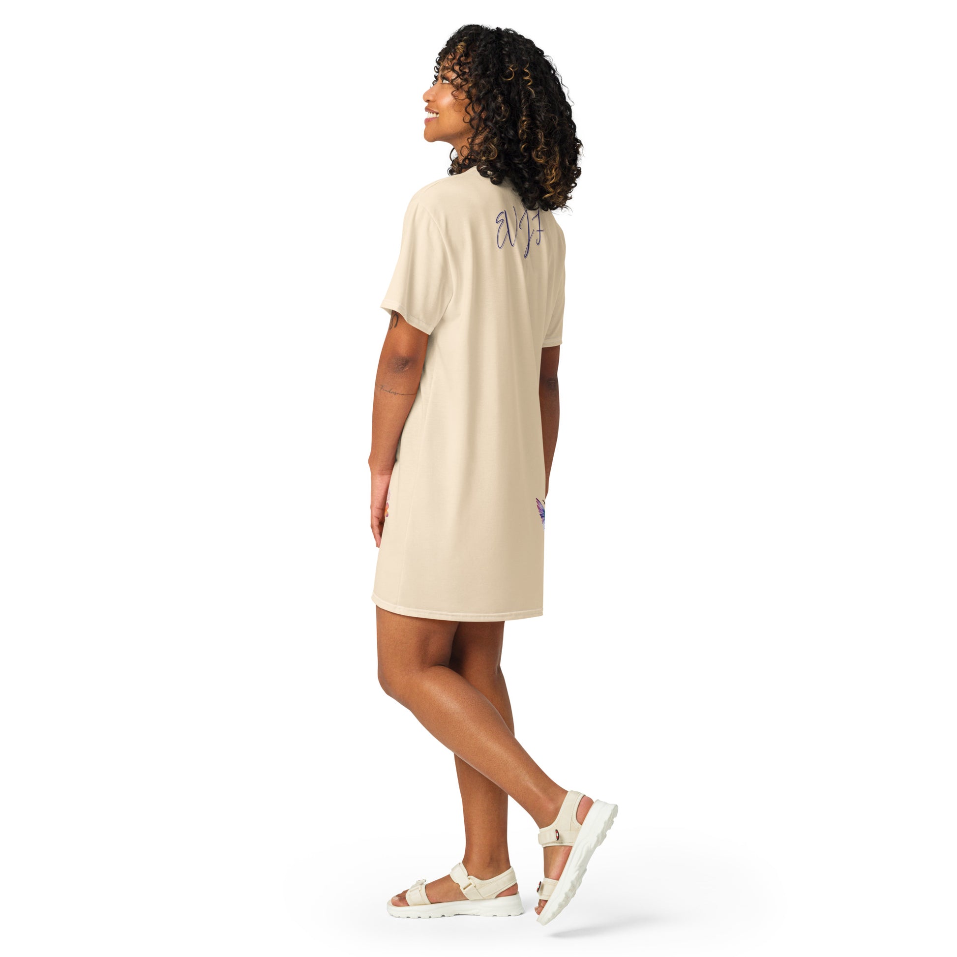 Robe T-shirt "Une folie avant le ouii!" du 2XS au 6 XL par Classic Apparel