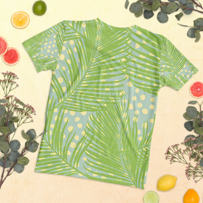 Close-up of the tropical leaf pattern and “Sun, Friends, One Promise” slogan. The vibrant colors and clean fabric texture highlight the high-quality print.
