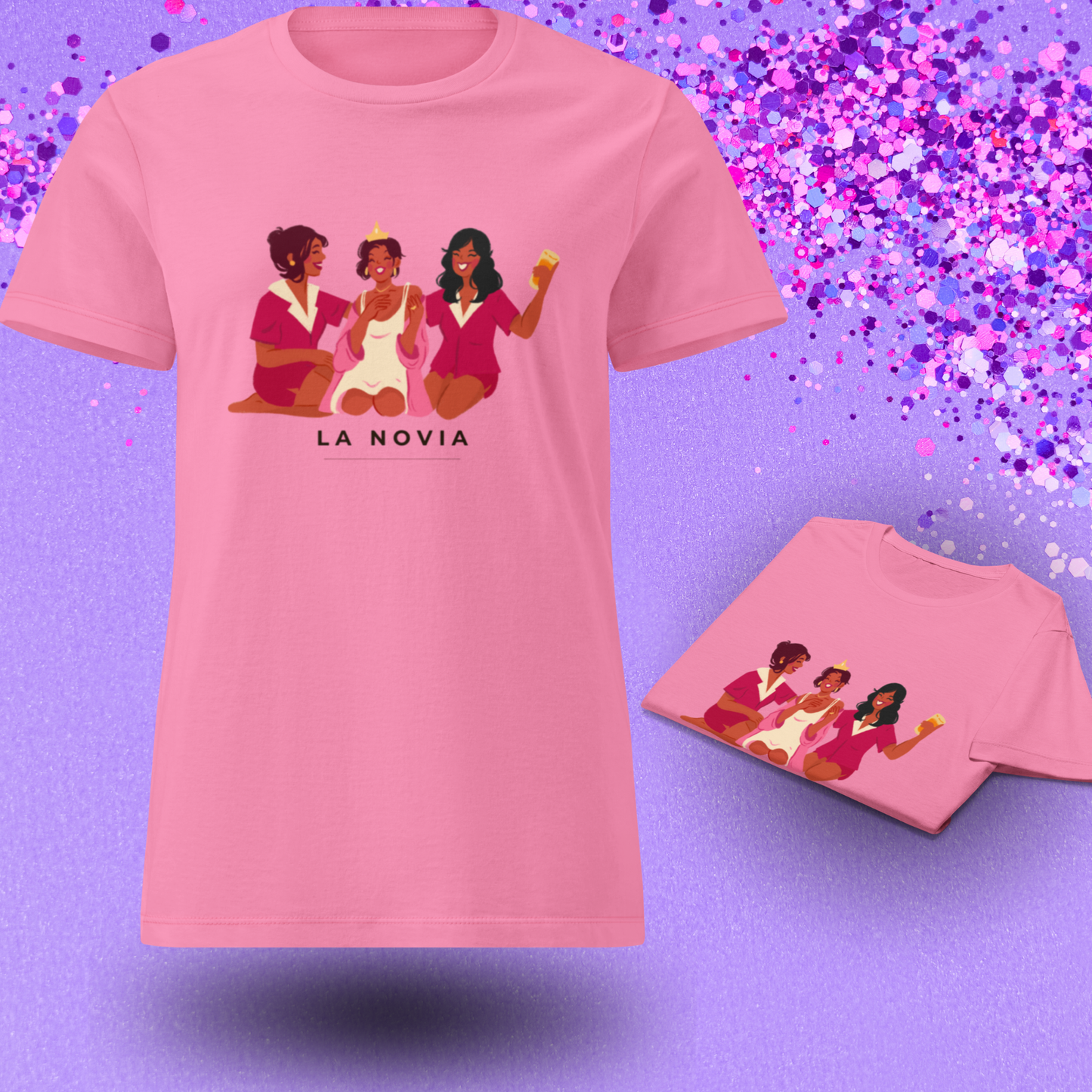 Modelo de camiseta rosa para novia sobre fondo de lentejuelas violetas con vista del producto doblado