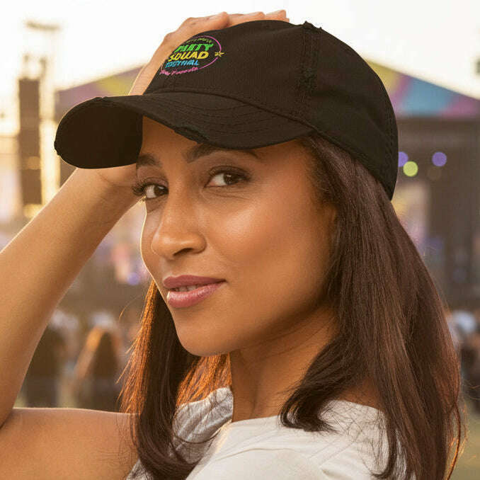 casquette-“neon-party-squad”-–-effet-usé-tendance-–-collection-festivalcasquetteparty-promise-35032783