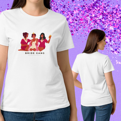 Double vue face et dos d un t-shirt blanc evjf bride gang pour montrer la coupe semi-ajustee et le design